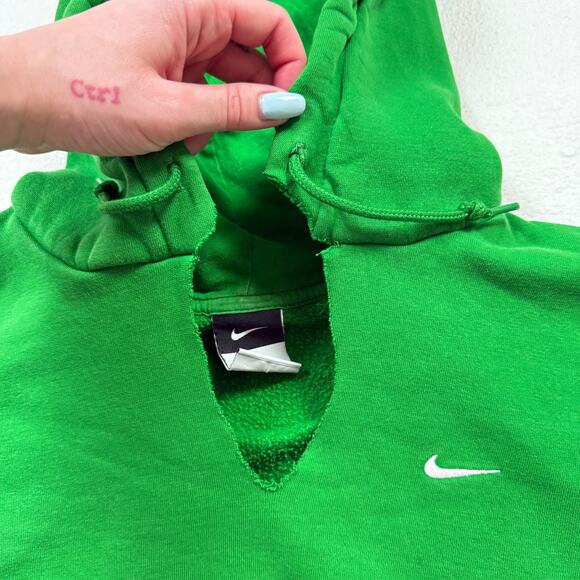 Reworked Nike Green Crop Hoodie Sweatshirt, Size Medium - Picture 5 of 7